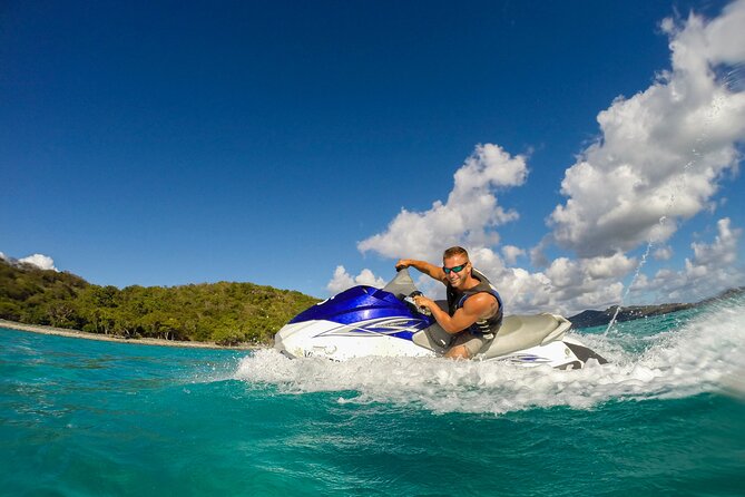 1-Hour Guided Jet Ski Tour in St. Thomas from Frenchman's Reef - Guides who set the tone: patient instruction and clear signals
