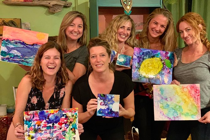 Art & Wine Events in St Thomas - Wine options and how to keep the evening comfortable