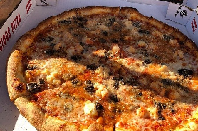 Christmas Cove and Pizza Pi Happy Hour Sail Tour - Price and Value: Does $185 Make Sense Here?