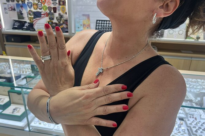 Drinks & Diamonds Shopping Experience in St. Thomas - What to Look For: Diamonds, Gemstones, Bridal Sets, and Watches