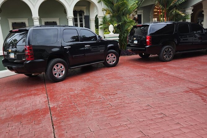 Exclusive Airport Transfers (up to 4 persons) One-Way - The AC Ride: Comfort That Makes a Short Trip Feel Longer
