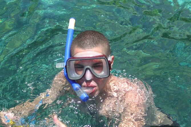 Half Day Snorkeling Tour from Margaritaville - Group size and comfort: what the “up to 30” limit means