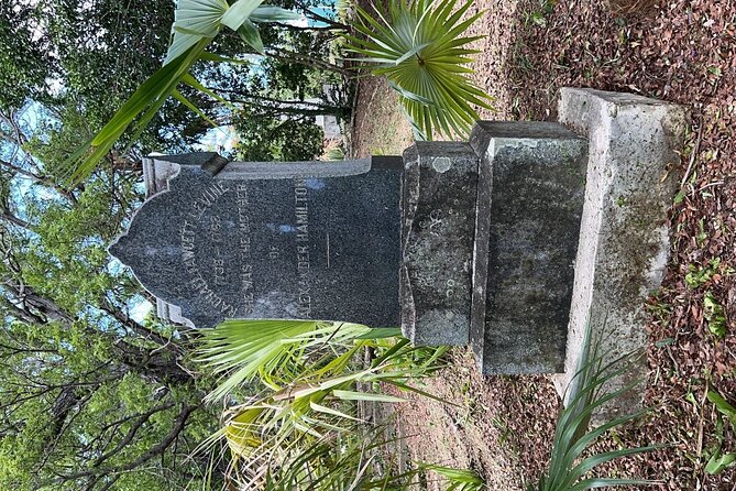 Historical attractions of Alexander Hamillton Mother's Gravesite - Inside the great house: great hall rooms and artifacts