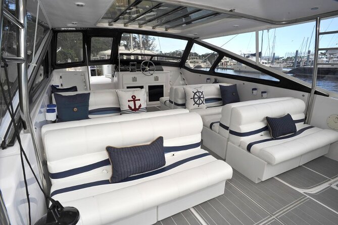 Private Luxury Power Catamaran. Enjoy USVI Aboard MV Hydra - Crew and service: why names keep showing up