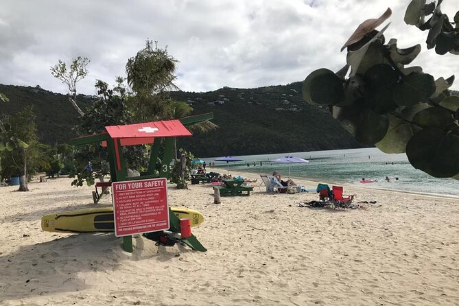 Private St Thomas Customized Tour - Downtown Charlotte Amalie Shopping and the Liberty Bell Meet-Up