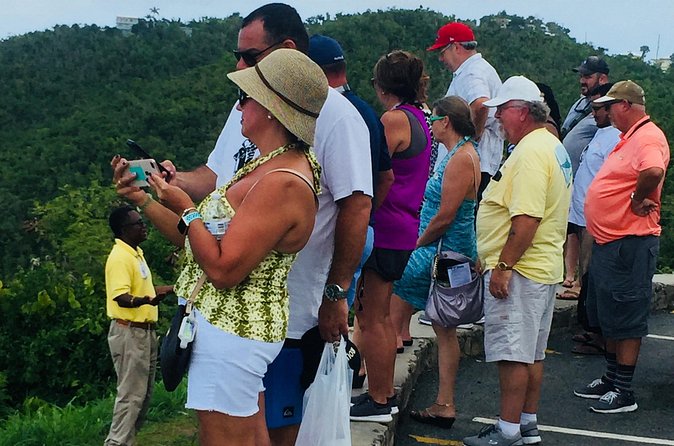Private Tour - Charlotte Amalie: shopping and history on your own terms