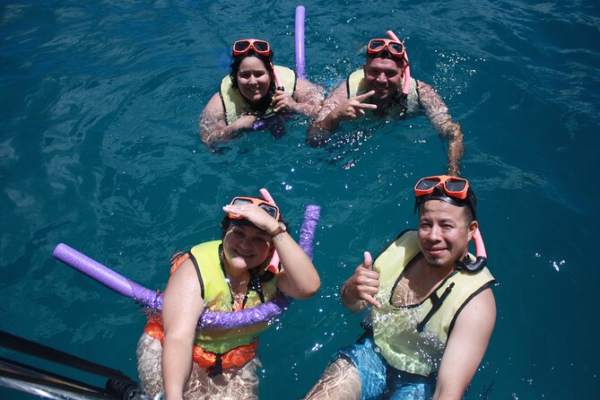 St. James Snorkel & Pizza Pi Lunch - The open bar strategy: drinks after snorkeling