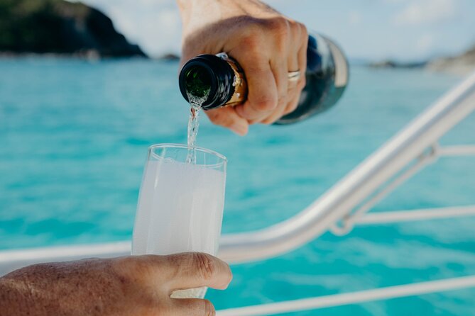 St. John Sail with Bar and Hors d'Oeuvres to Lovango Dinner - The 5:15 pm start: sail out from the Westin with apps and cocktails
