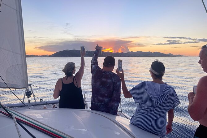 Turtles, Pizza Pi & Sunset trip - Maho Bay swim stop: sea turtles and sting rays, with gear already handled